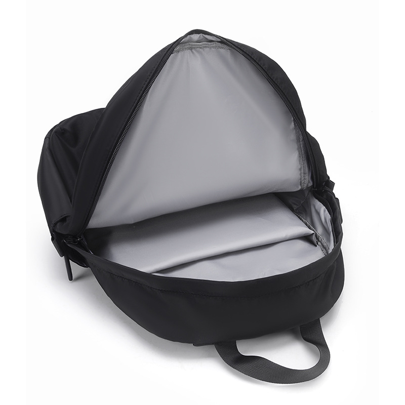 Cross-border Japanese and Korean student schoolbags with logo, large-capacity, simple computer backpacks, outdoor travel and leisure backpacks for women Application Scenario