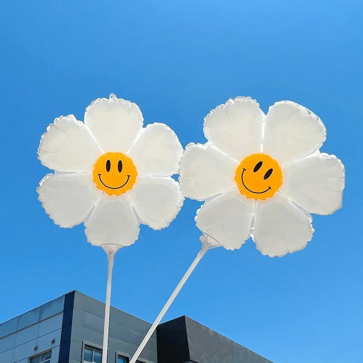 Smiling face balloons, Daisy balloons, floating sunflower balloons, yellow smiling face decorations, wholesale details Picture