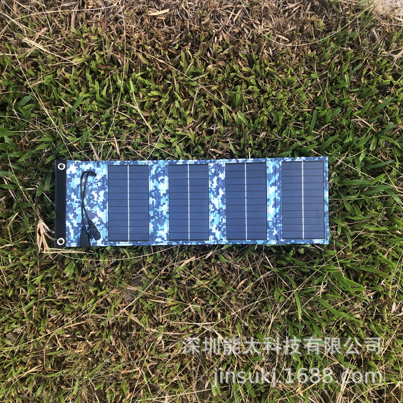 Solar Cell Folding Pack 7W Blue Solar Charger 5V Dual Usb Solar Cell Charging Panel Application Scenario