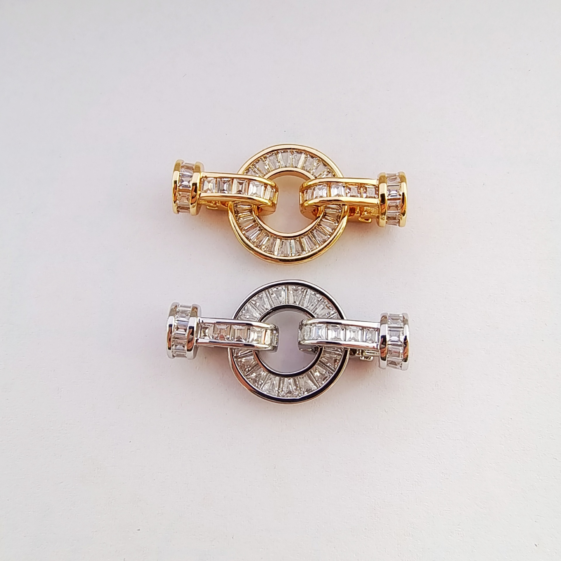 cross洞洞鞋装饰/风纪扣收腰/龙虾扣金色/微型龙虾扣/丝巾扣细节图