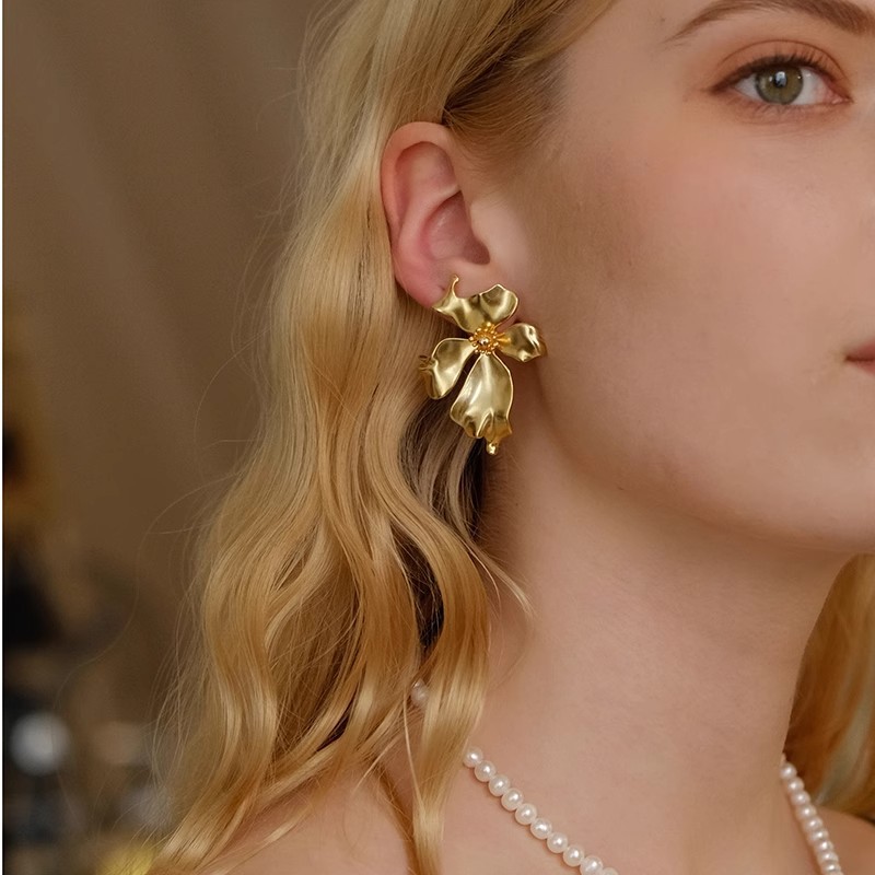 小众欧美复古法式高级感气质金属花朵简约耳环耳饰女网红同款大牌