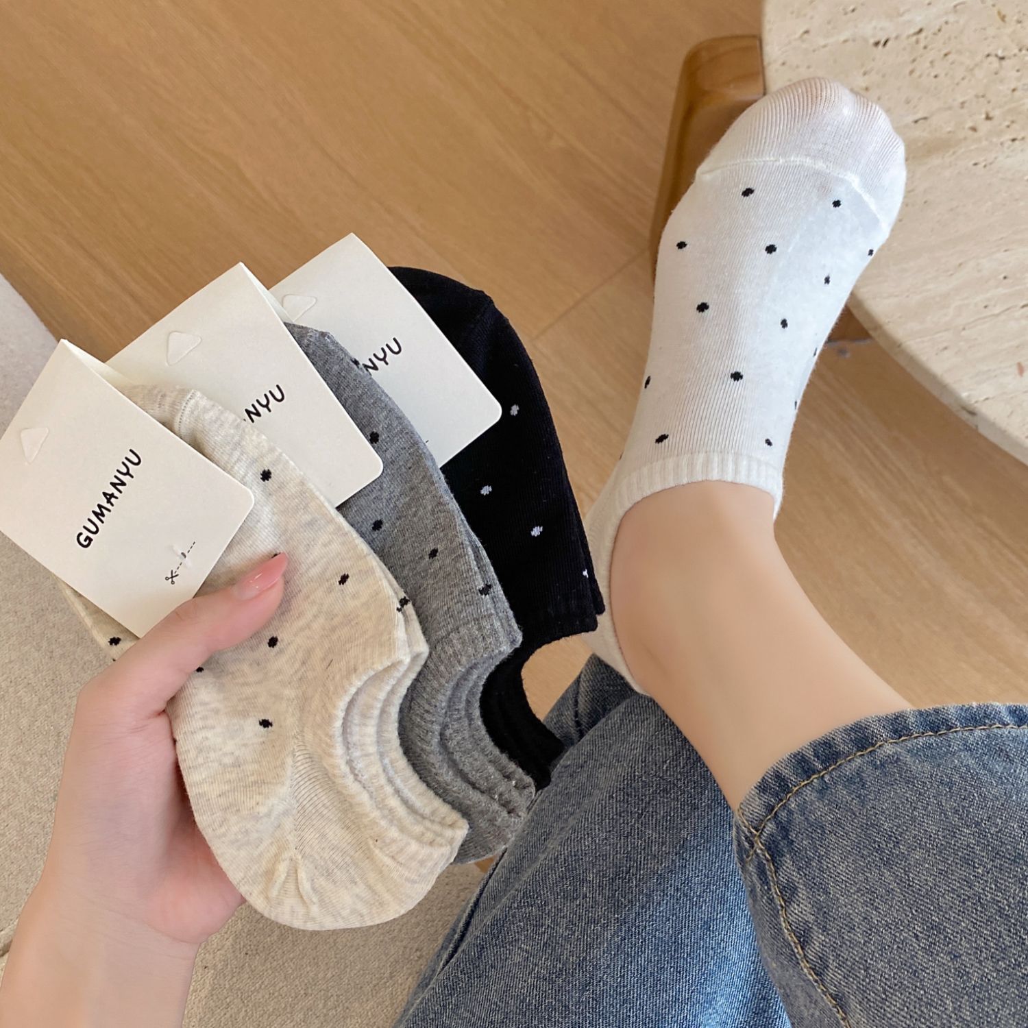 Sock stall, one-piece dropshipping, shallow socks for women in summer, thin ins trendy polka dot short socks, Japanese style, simple summer, Korean style, non-dropping and boat socks, cotton one-piece dropshipping details Picture