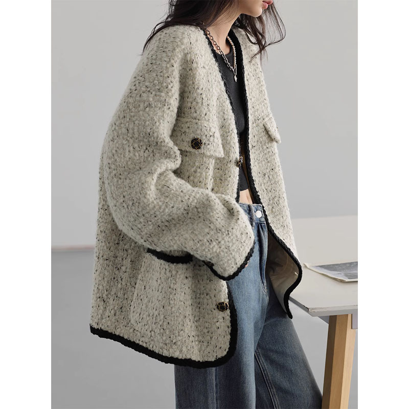 2023 Autumn/Winter Returnism Autumn Chanel-style woolen coat, women's heavy industry long-sleeved retro V-neck tweed top
