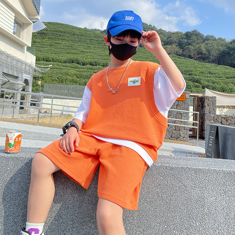 The 2022 new model of Zhongda Children's Summer Sports short-sleeved two-piece set is cool and trendy details Picture