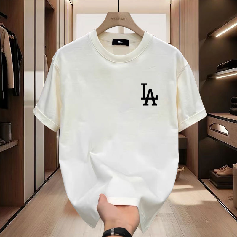 A new summer fashion brand for men in 2025, featuring a pure cotton, versatile short-sleeved T-shirt. It's a niche high-street American loose top