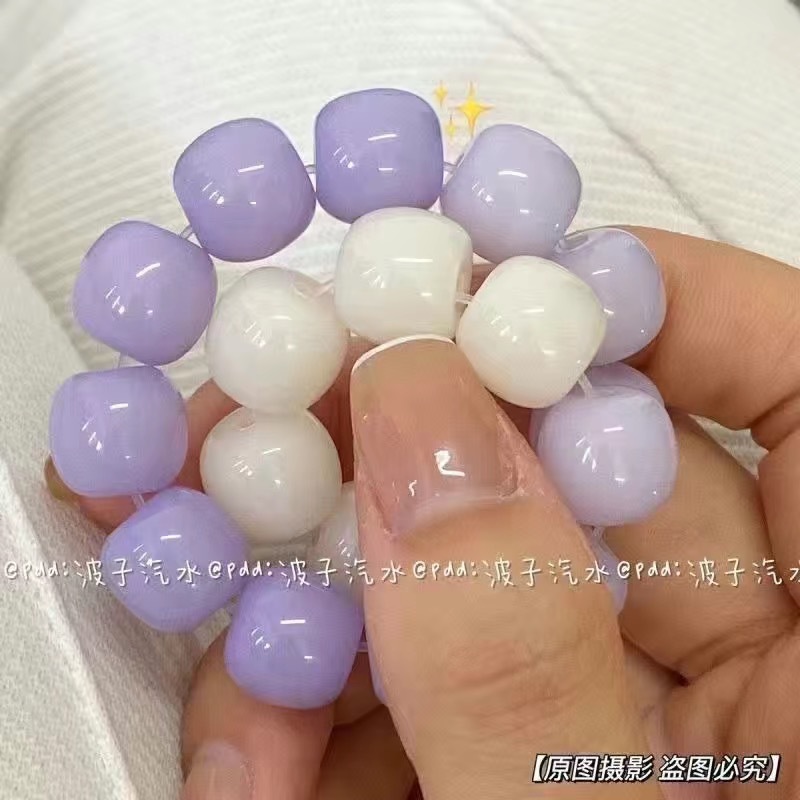 New Xiaohongshu soft gradient color ice-clear pink Buddhist prayer bead bracelet, a gift for students to play with round beads and best friends Application Scenario