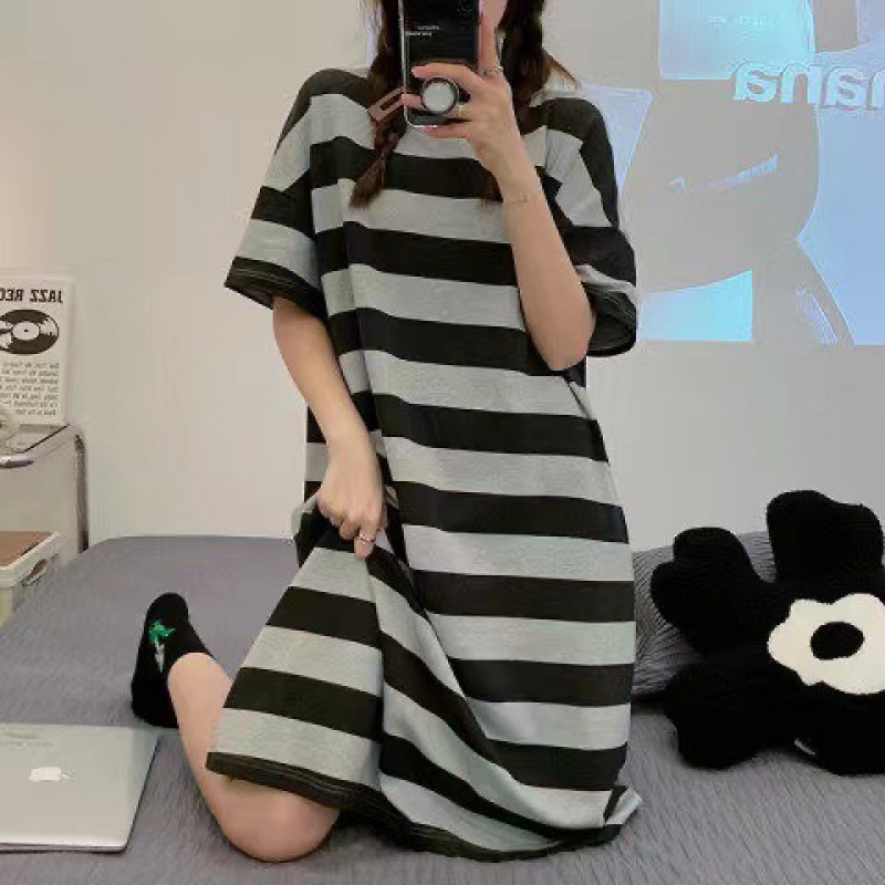 Pajama girl summer Korean version Pajama girl sleeping dress Short-sleeved lady summer home wear Loose student home wear cartoon details Picture