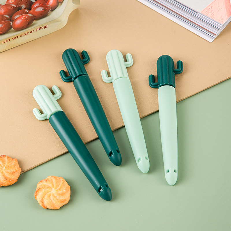 Manufacturers wholesale cactus food bag clip food sealing clip snack bag sealing clip fresh-keeping moisture-proof sealing clip