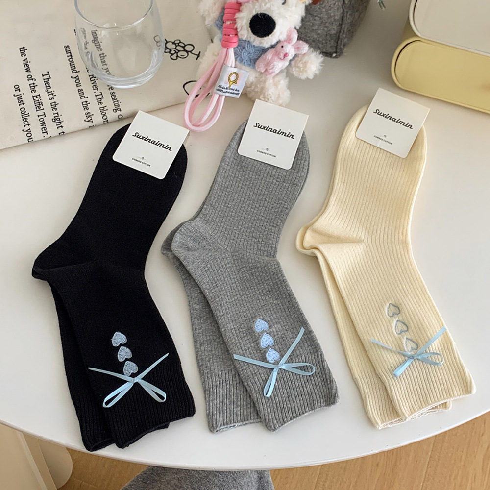 Носки из сезонных носков, вывязанных в корейской версии "seasons socks", носят носки miu с голубыми лентами и бантами из голубой ленты details Picture