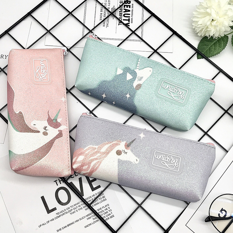 Creative pen case, simple animal, primary school student pen case, fixed pen box, stationery bag, men's and women's stationery box, pencil case, canvas Application Scenario