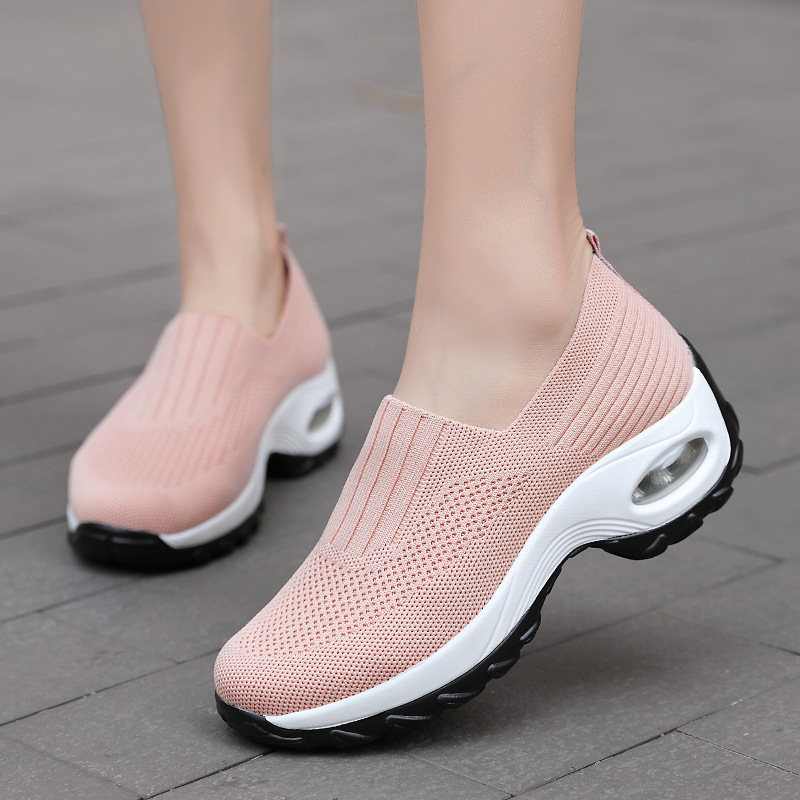2022 New style Fitness Walking Mom shoes Breathable and fitted, middle-aged mesh sports shoes, casual thick-soled height-increasing rocking women's shoes Application Scenario