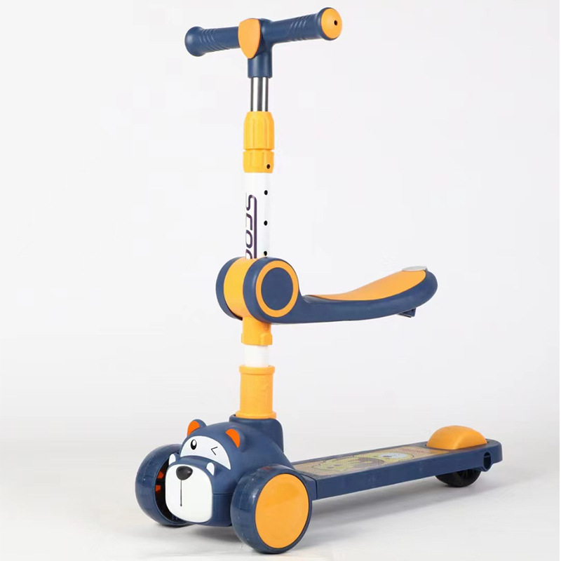 The manufacturer sells children's scooters, three-in-one baby sliding scooters that can be both sat on and slid on, and one-button folding baby walking scooters Item Picture