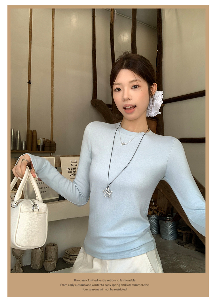 A new long-sleeved T-shirt with a Korean-style oat round neck for the autumn of 2026. Pair it with a base layer to create a slimming and laid-back look for women pic 20