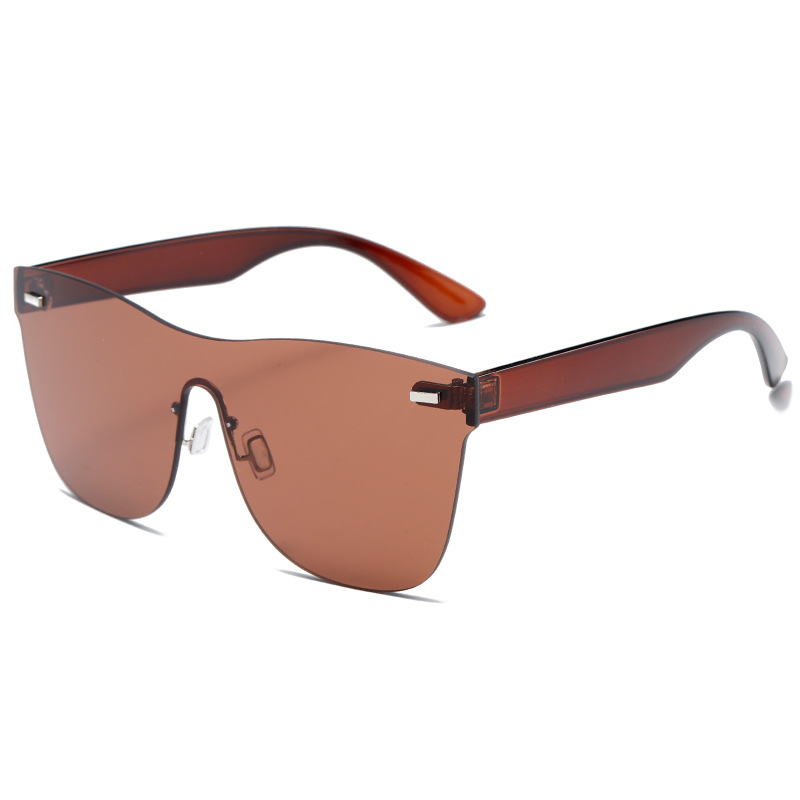 8213 Frameless one-piece lens sunglasses for men and women, cycling, sports and fashion, European and American cross-border Amazon UV400 trend Application Scenario
