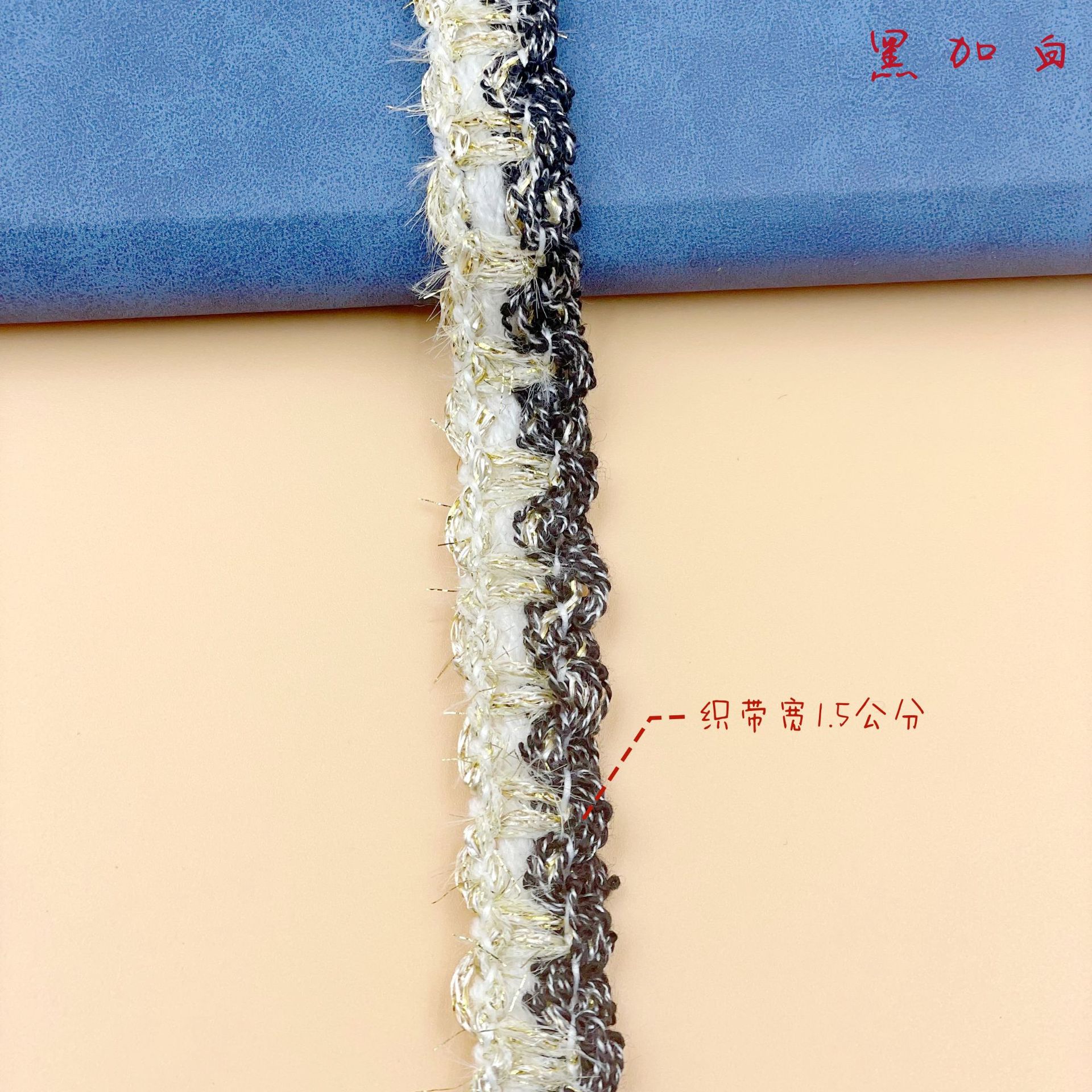 蚕丝线/蕾丝绣片/刺绣布贴/电脑绣花线/纯手工刺绣画产品图