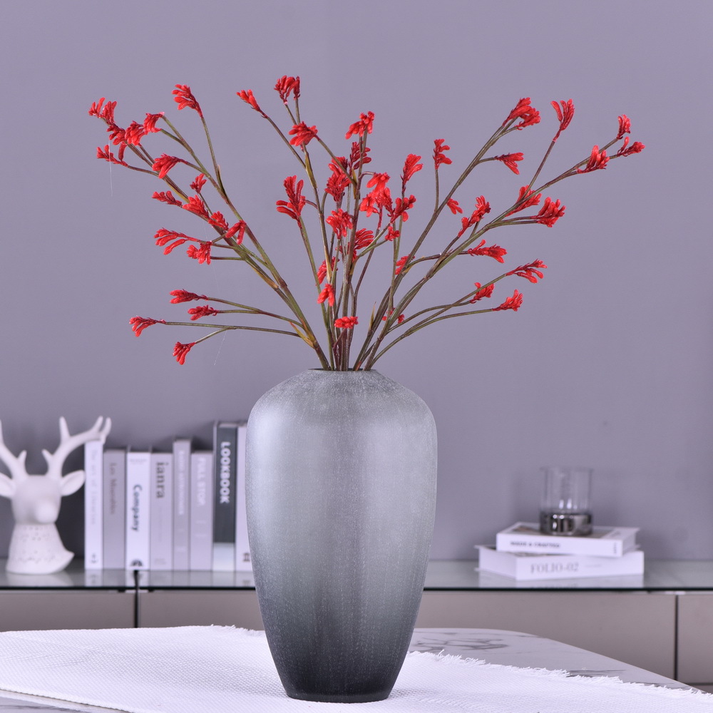 Wholesale of artificial kangaroo claws, artificial flowers, hotel lobbies, model rooms, homestays, flower arrangement materials, soft furnishings and floral art Application Scenario