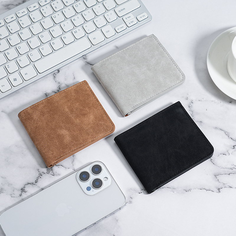 Japanese Muji matte wallet card case integrated men's ultra-thin short wallet, soft leather wallet, multi-slot wallet Application Scenario