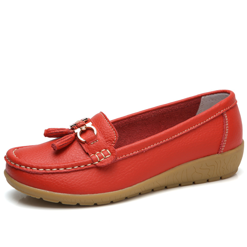 Summer hollowed-out new leather shoes, middle-aged and elderly mother shoes, women's single shoes, bean shoes, women's soft-soled wedge heel croats, women's shoes Item Picture