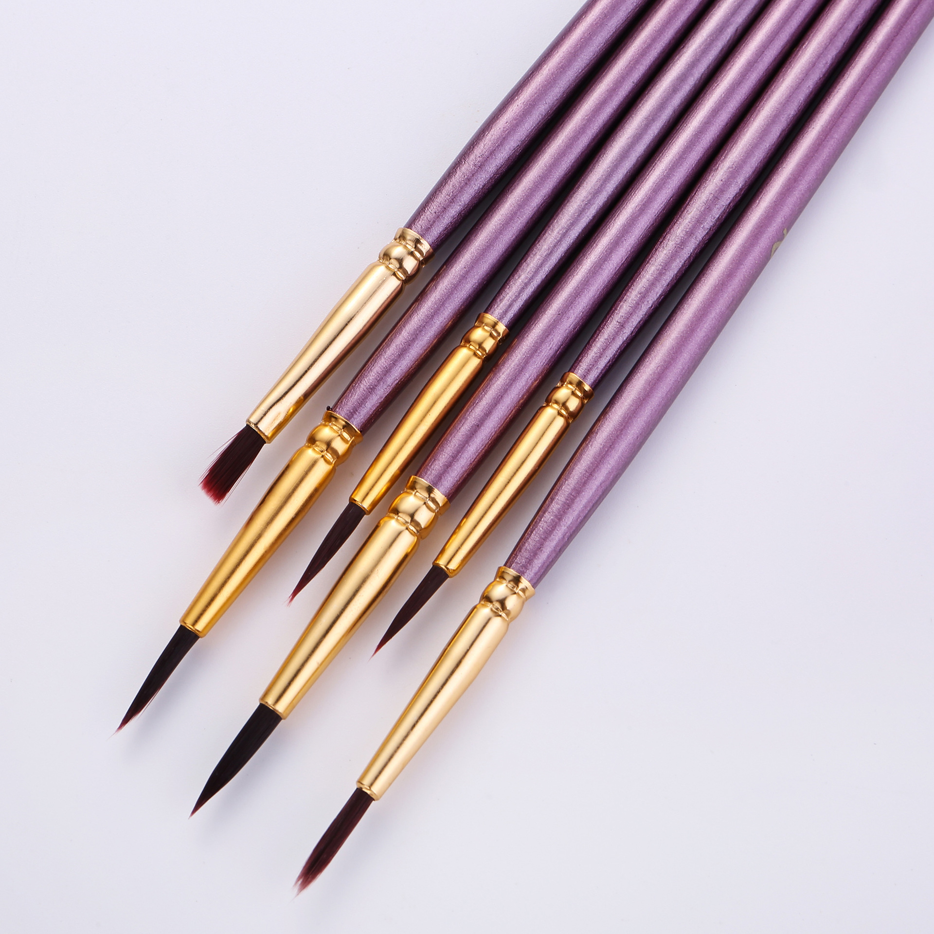 In-stock multi-functional painting, pearlescent purple solid wood long rod student watercolor acrylic high-quality nylon round head oil painting brush Application Scenario