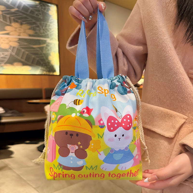 萌趣抽绳束口袋原创插画系列卡通水桶包大容量通勤饭盒袋一件代发