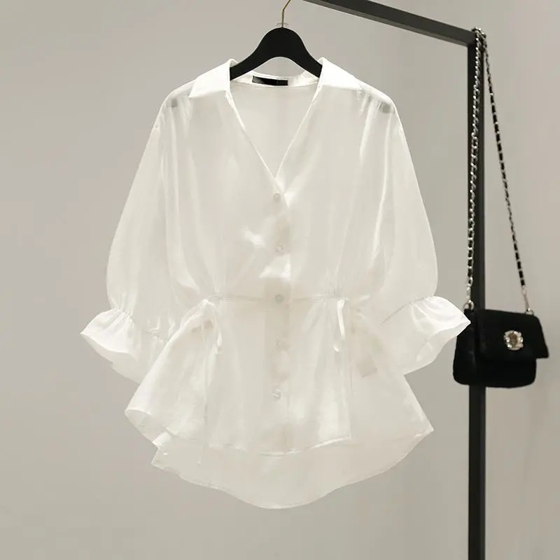V-neck cinched waist skirt shirt for women's summer 2022 new Korean style, youthful chiffon loose ruffled top and baby shirt details Picture
