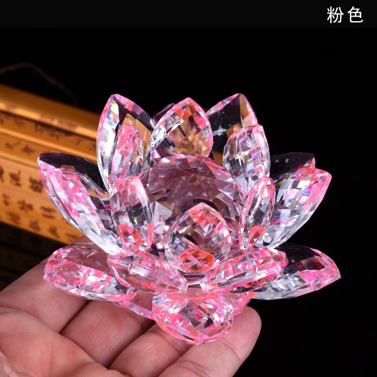 Lingyun Crystal Lotus Factory wholesals home ornaments, living room decoration crystal handicrafts, and Chinese lotus ornaments Application Scenario
