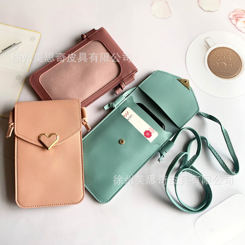 New Touch Screen Mobile Phone Bag Transparent Spot Women's Shoulder Bag Buckle Small Bag Simple Women's Change Card Bag Application Scenario