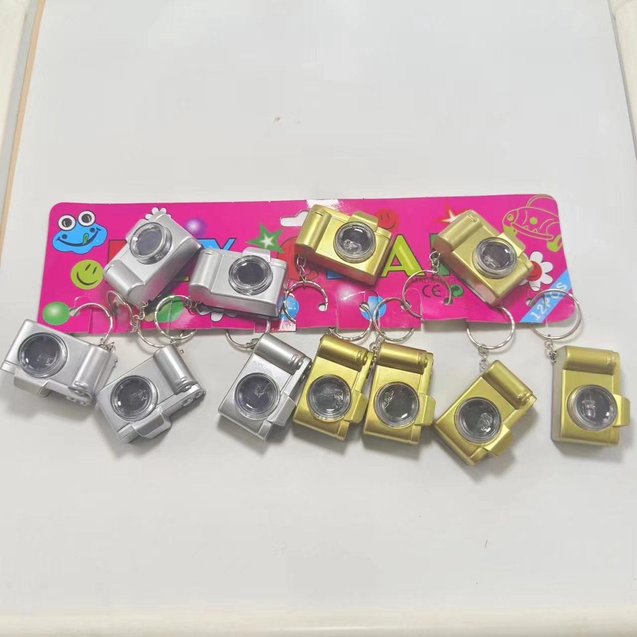Simulation luminous camera keychain pendant, creative keychain color light, small gift, luminous toy cross-border details Picture