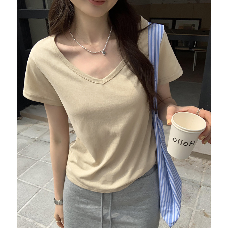 女式T恤实物图