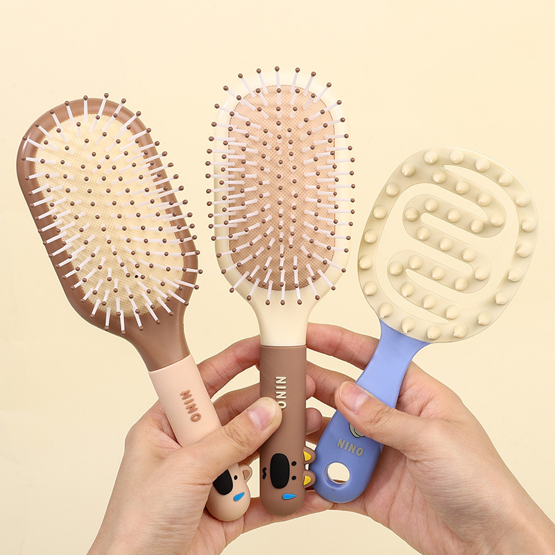 梳子/牛角梳/精致小梳子/气囊梳子/牛角梳子细节图