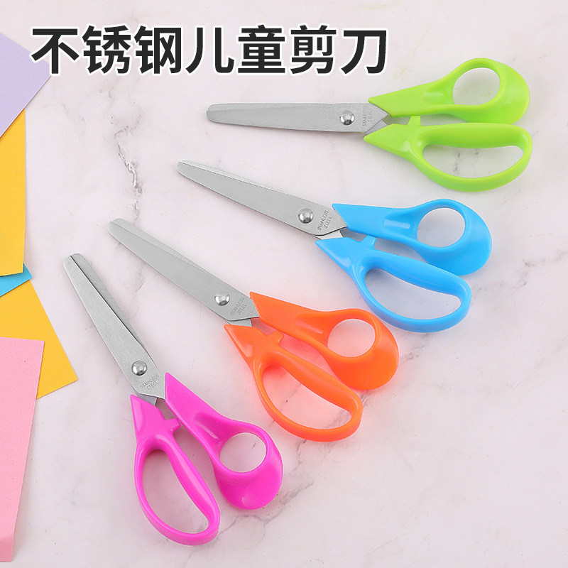 Manufacturer's stainless steel children's scissors, student art stationery scissors, scale round head handmade small scissors, wholesale for foreign trade details Picture
