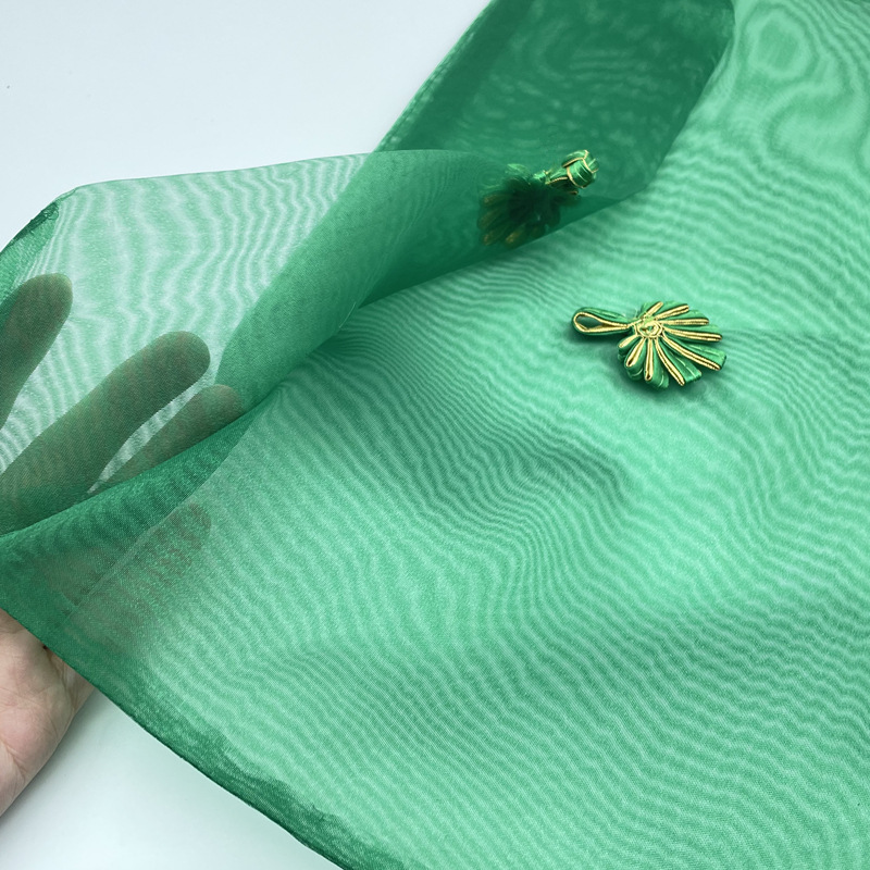 Wholesale Organen Yarn Tray Buckle Yarn Bag Three Yarn Silk Scarf Storage Bag Cheongsam Packaging Snow Gauze Bag Flap Pan Buckle Bag Specification drawing