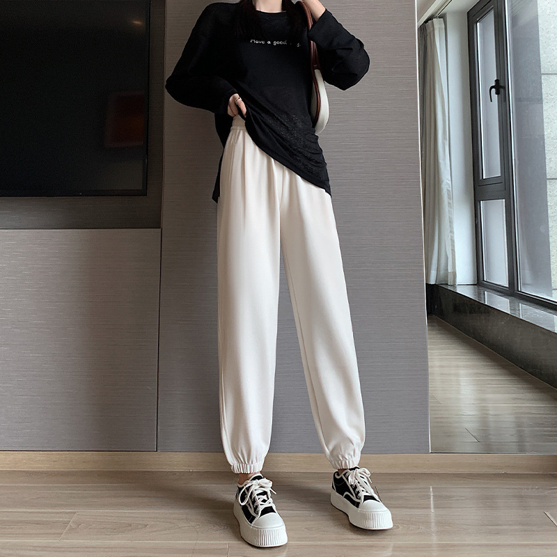 【 Twill cotton skinny pants for Women 】 Grey sportswear pants for women, loose, casual and slimming in autumn, Harun sweatpants, lantern pants Item Picture