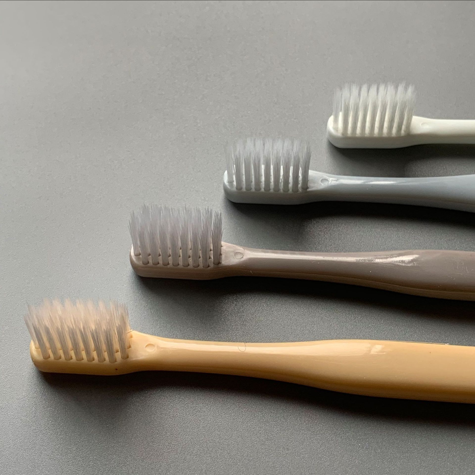 Macaron Japanese No Print 4 Good Products Of The Same Toothbrush Adult Small Head Soft Bristle Toothbrush 4 Family Toothbrush details Picture