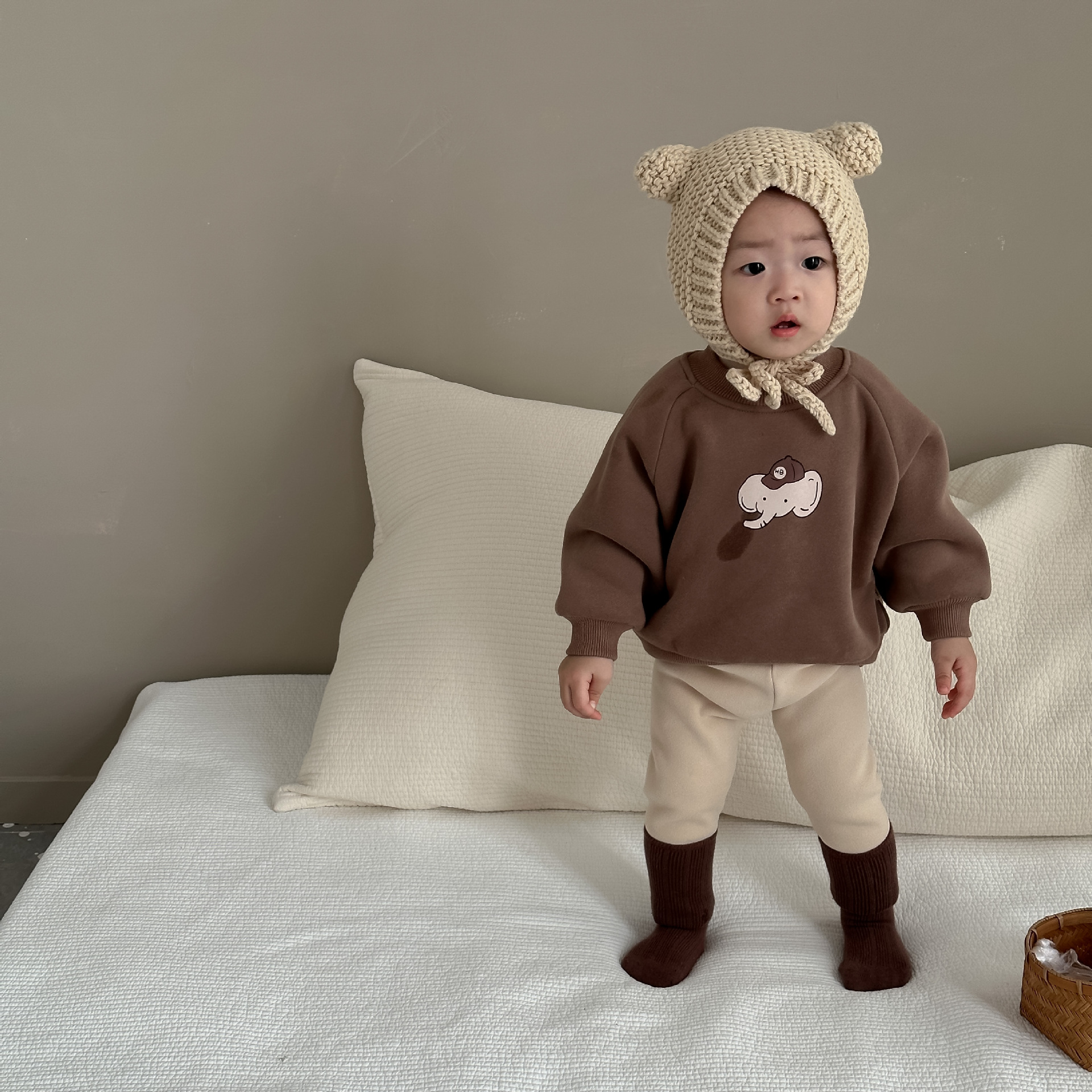 婴幼儿秋冬衣服韩版童装婴儿套装加厚秋装宝宝加绒卫衣裤子两件套
