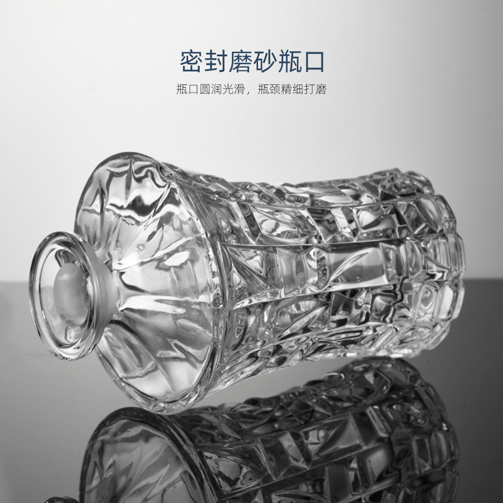 Crystal Glass Wine Glass Bottle Brand Whiskey Wine Set Light Luxury Crystal Glass Wine Set Irregular Wine Bottle Set Application Scenario
