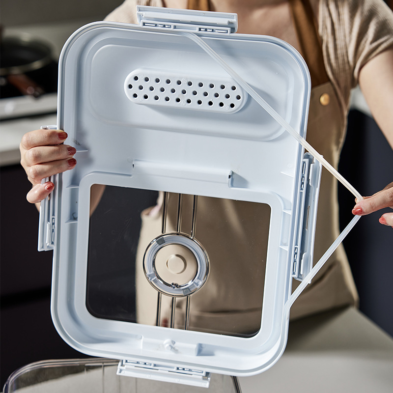 Manufacturers Custom Household Rice Bucket Sealed Moisture-Proof Insect-Proof Clamshell Large Capacity Transparent Timing Magnetic Absorption Storage Rice Box Application Scenario
