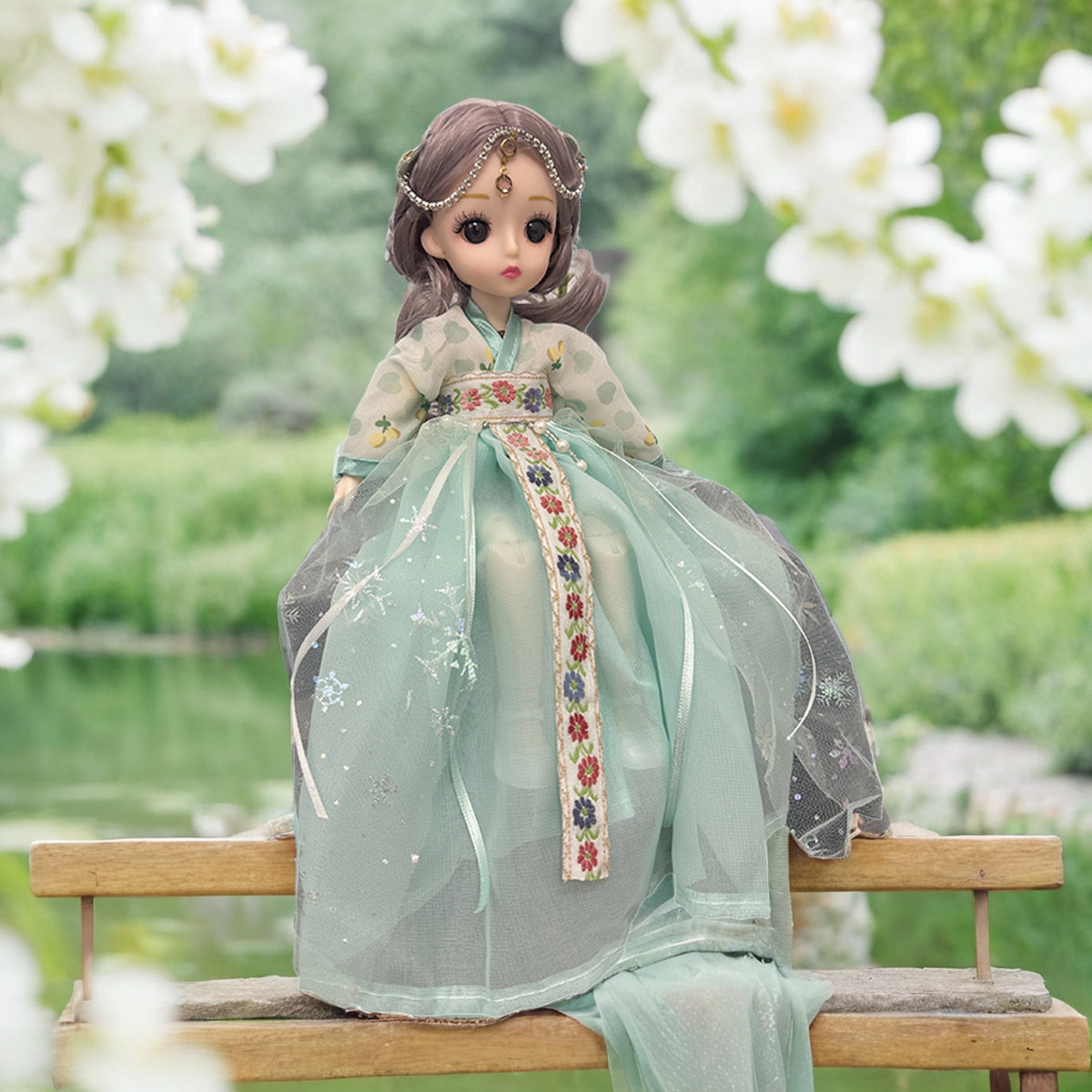 芭比娃娃/扭扭棒/石膏娃娃玩具/川剧变脸/洋娃娃产品图