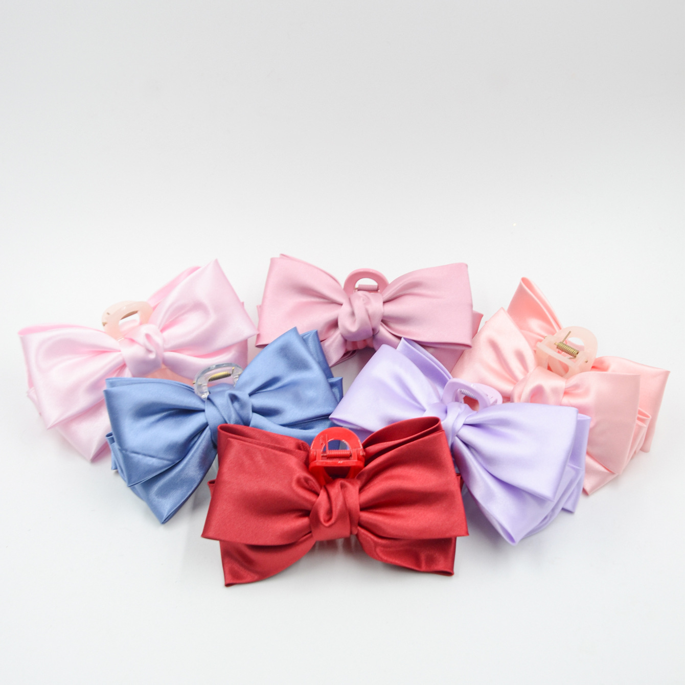 Qiwei Accessories' exclusive cross-border new Spring and summer fabric double-sided double-layer bow grab clip, fashionable and simple hair clip and accessory for women details Picture