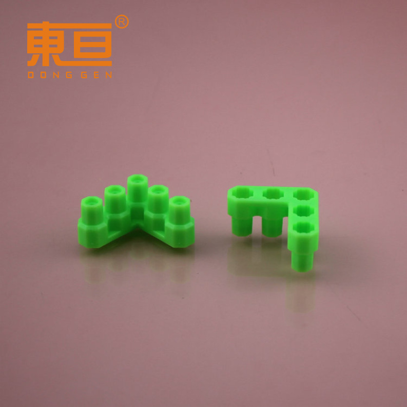 ZJ5Z303015 Soft green right-angle 5-column soft rubber building blocks, building block accessories, octagonal building blocks, universal building blocks Specification image