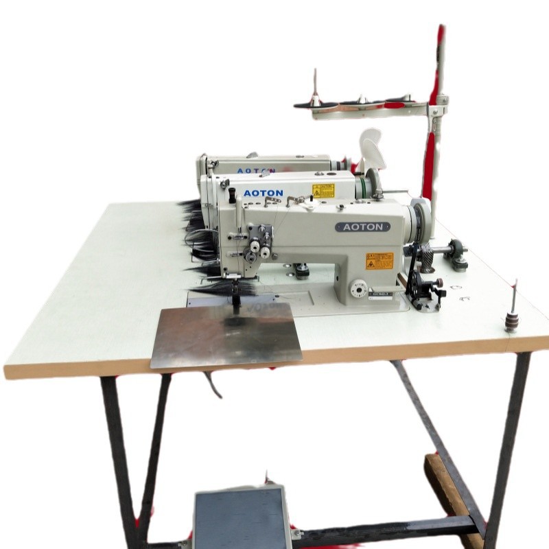 缝纫机/锁边机/脚轮/机针多针机/风琴缝纫针白底实物图