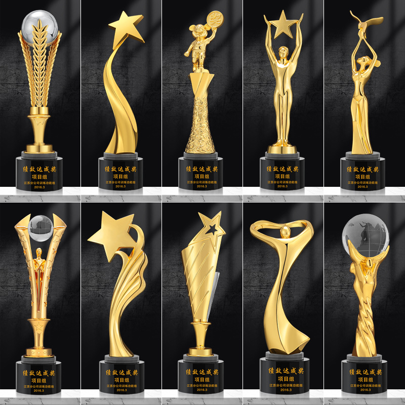 New creative crystal resin trophies, MEDALS, metal solid wood souvenirs, custom-made children's dance ornaments Application Scenario
