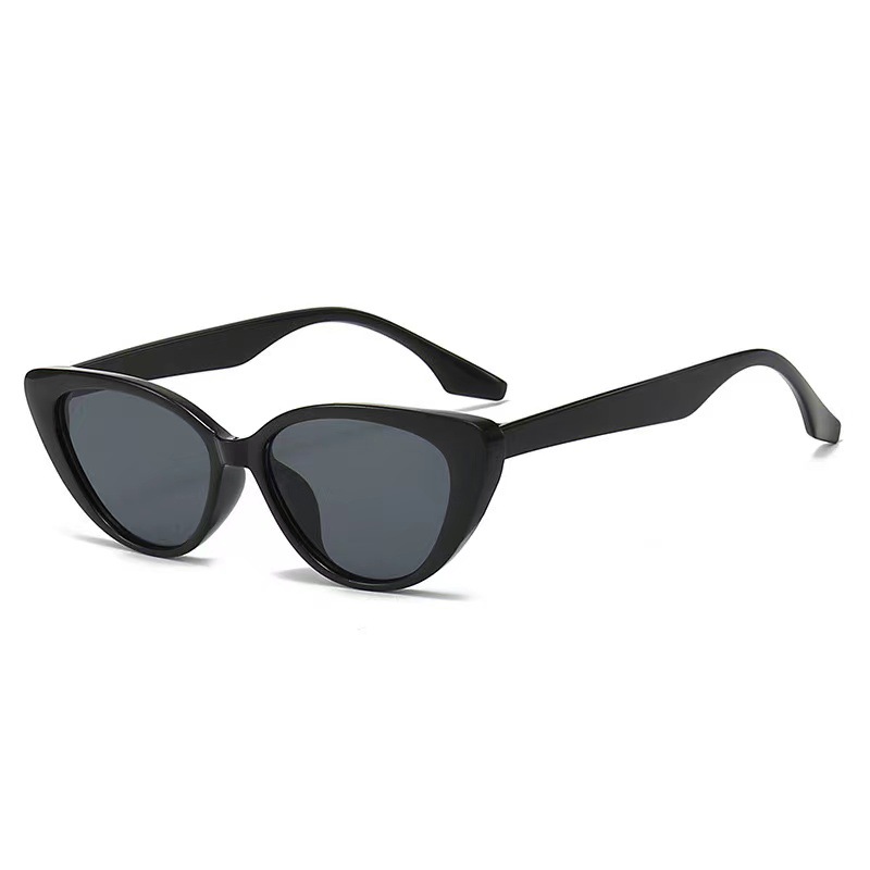 New spicy girl style face-enhancing small sunglasses, retro and high-end cat-eye sunglasses, fashionable street style, ins Little Red Book style Item Picture