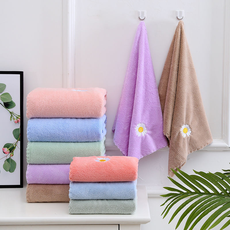 【 Chi Jia 】 High-density Coral Fleece colorful Large Towel, soft and absorbent gift, warp knitted and trimmed edge manufacturer wholesale bath towel
