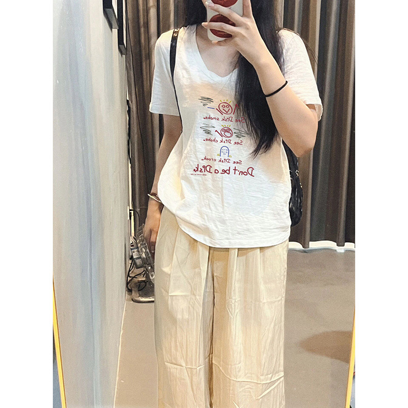 Summer American white pure cotton short-sleeved T-shirt for women, 2024 new plus-size women's V-neck loose top for slimming girls details Picture