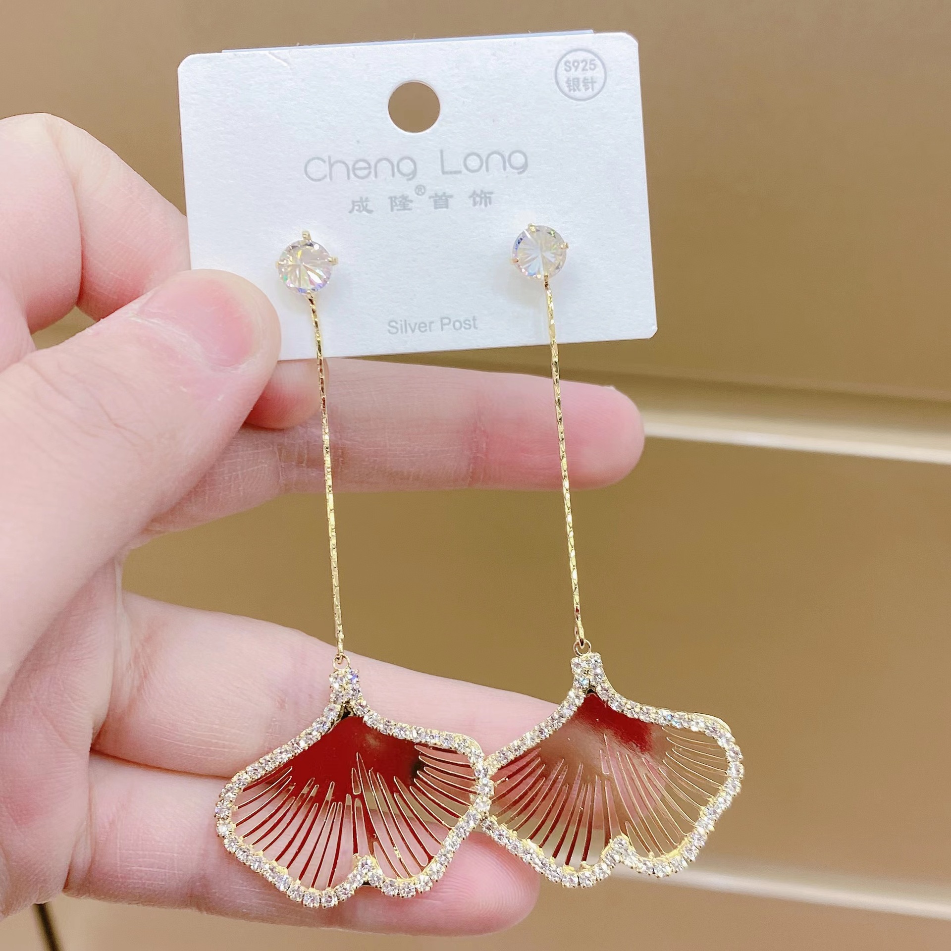 【 Silver Needle 】 Korean version of Chinese-style tassel Ginkgo leaf AAA Zircon silver Needle Women's earrings, a hot bestseller in live-streaming by Internet celebrities