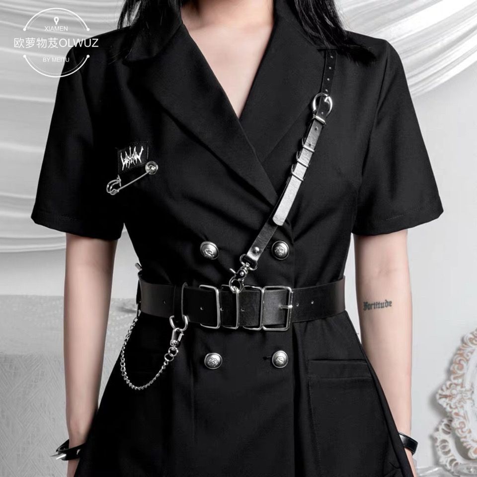 Military-style, individualistic and stylish waist belt, female ins dark punk jk belt, decorated chain, single-shoulder crossbody strap