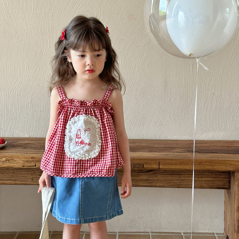 Girls' summer halter top 2024 New style Children's Korean sweet shirt Girls' summer stylish baby shirt Application Scenario