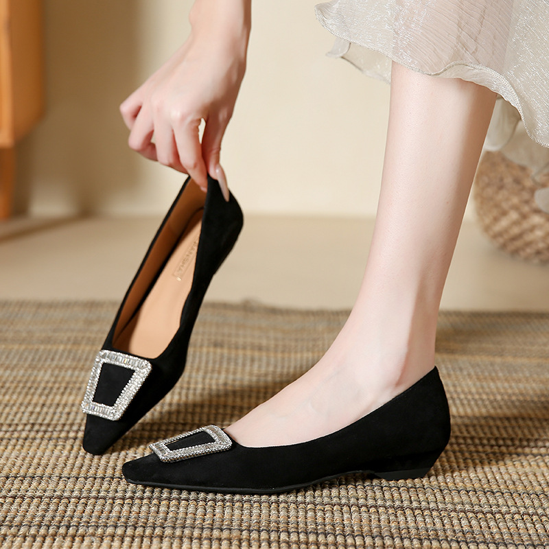 欧洲站尖头浅口平底单鞋夏季羊皮法式女鞋方扣水钻通勤鞋子