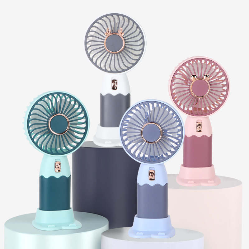 Nuevo mini ventilador de mano usb pequeño regalo portátil pequeño ventilador eléctrico para estudiantes logotipo impreso comercio exterior transfronterizo Application Scenario